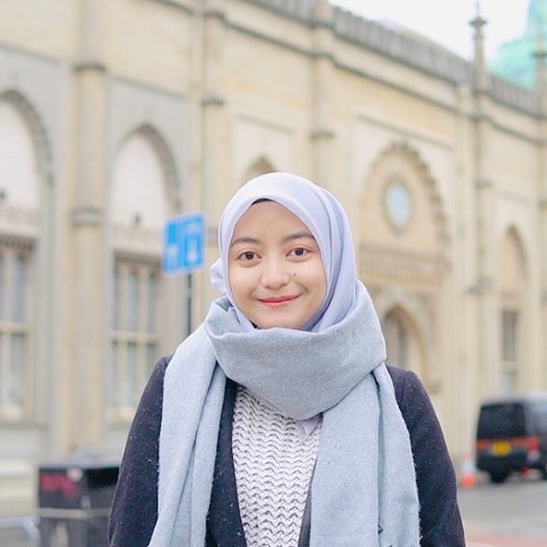 Dr. Luri Nurlaila Syahid